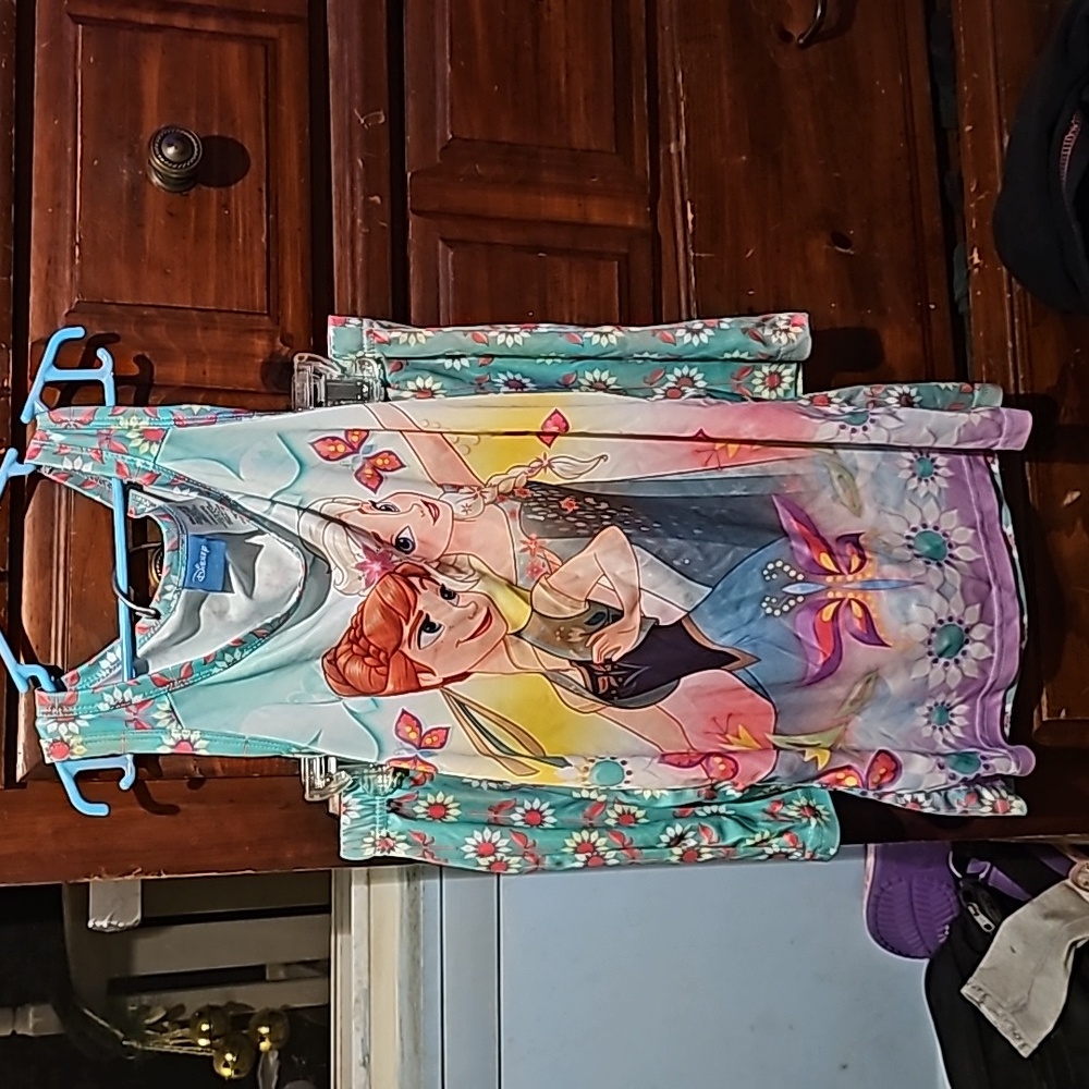 !!.             .....Girls size 14/16 pajama set